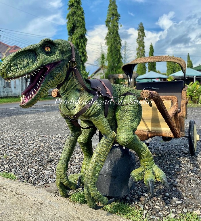 Serunya Menunggang Dinosaurus Buatan Warga Bantul : Mampu Angkat Beban Hingga 150 Kg